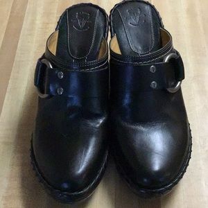 Frye Black Mule Clogs size 11